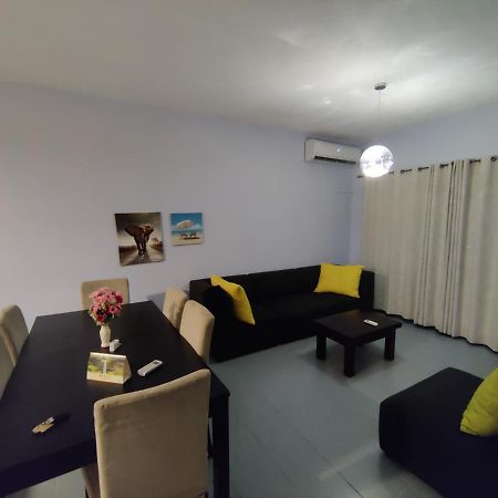 Ashiana Oceanside Apartment Flic-en-Flacq 外观 照片
