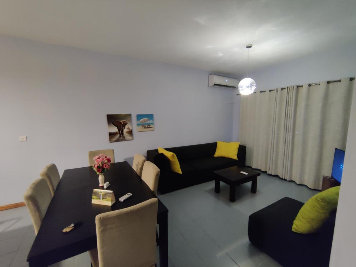 Ashiana Oceanside Apartment Flic-en-Flacq 外观 照片